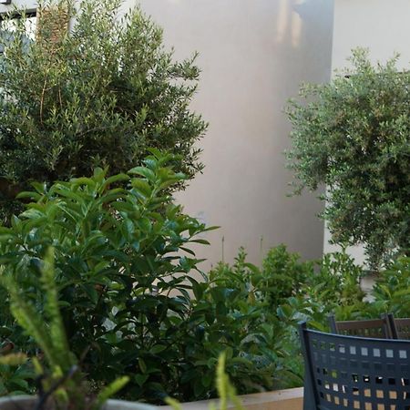 Residence Catalina แซ็งต์-โฟลร็องต์ ภายนอก รูปภาพ
