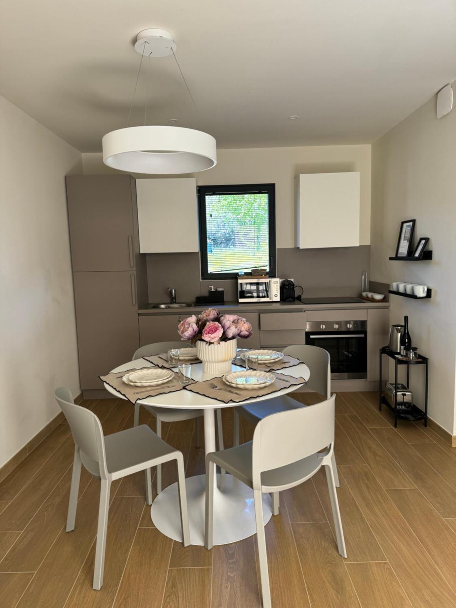 Residence Catalina แซ็งต์-โฟลร็องต์ ภายนอก รูปภาพ