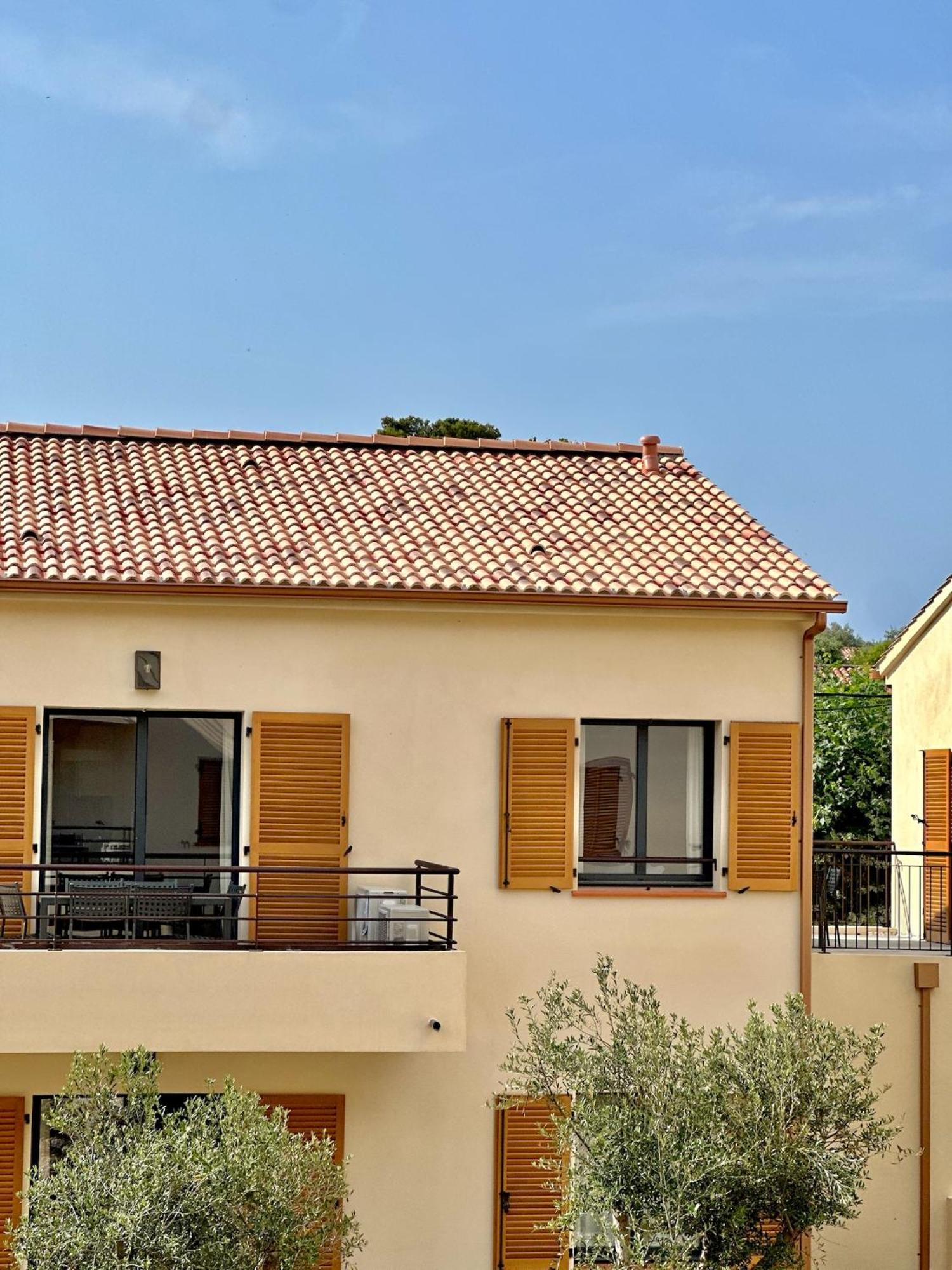 Residence Catalina แซ็งต์-โฟลร็องต์ ภายนอก รูปภาพ